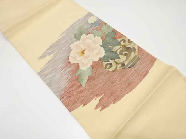 牡丹模様織出し袋帯